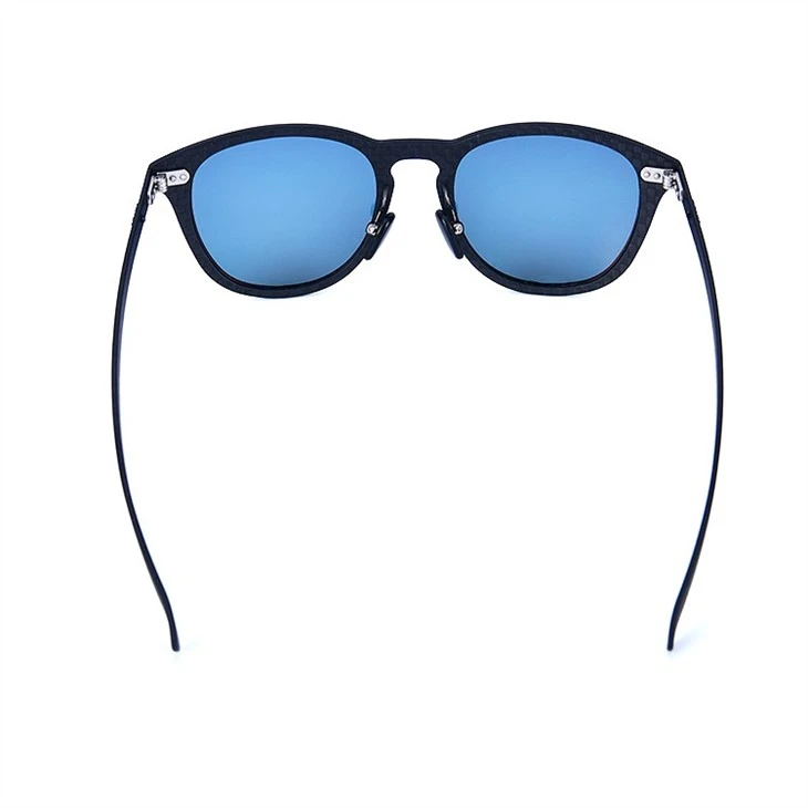 Carbon fiber polarized sunglasses for women (3) Carbon fiber polarized sunglasses for women (3)