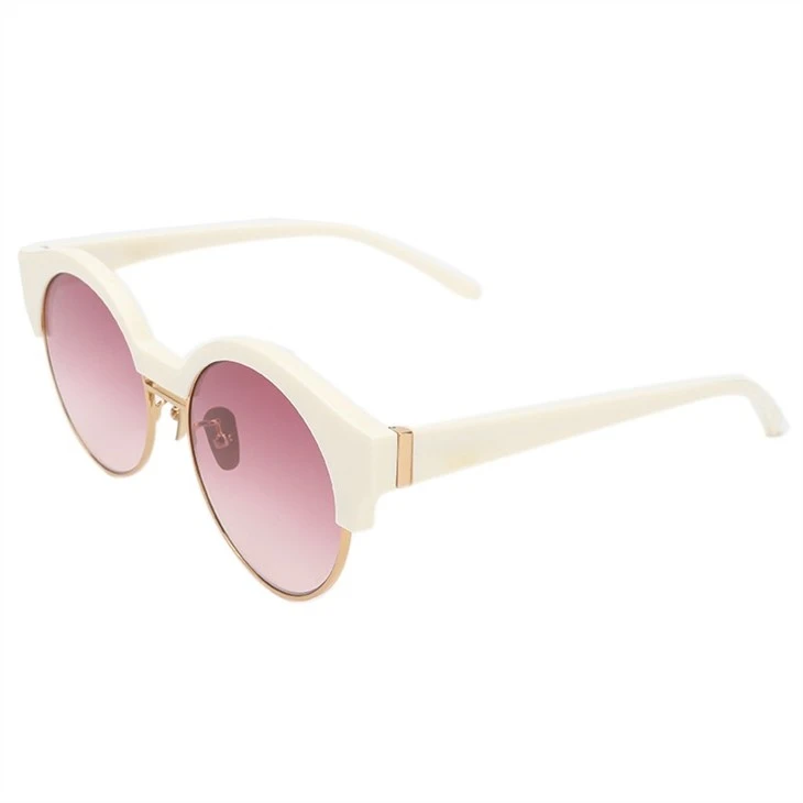 White sunglasses for round face (3)