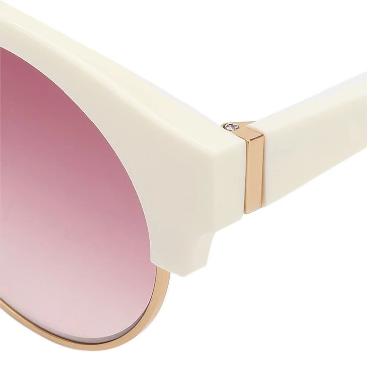 White sunglasses for round face (4)